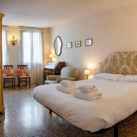 Gorgeous Apartment Behind St.Mark Square Venice Exterior photo